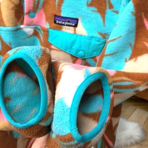 PATAGONIA XS BLUE TOURQUOISE TEAL PINK BROWN  FEATHER DANCE PRINTED  SYNCHILLA - Picture 8 of 15